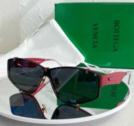 Picture of Bottega Veneta Sunglasses _SKUfw44097018fw